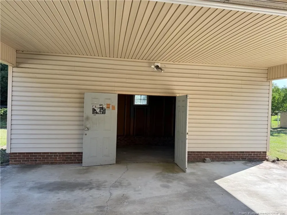 1952 Bee Gee Road Lumberton, NC 28358
