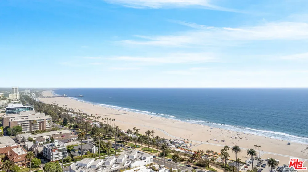 605 San Vicente Boulevard #206 Santa Monica, CA 90402