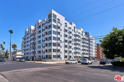 510 S Oxford Avenue #204