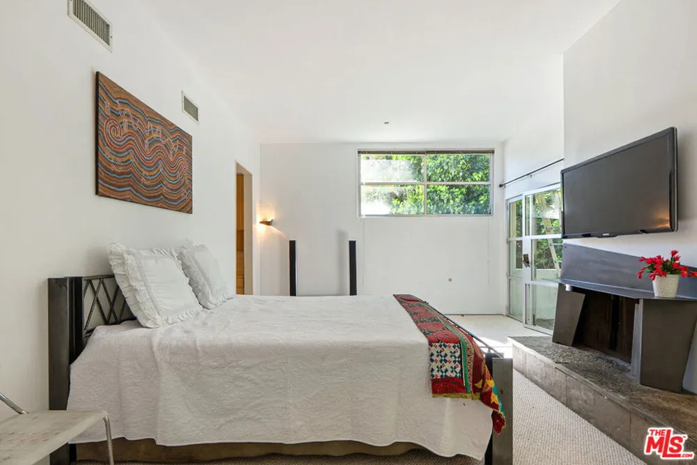 9976 Westwanda Drive Beverly Hills, CA 90210