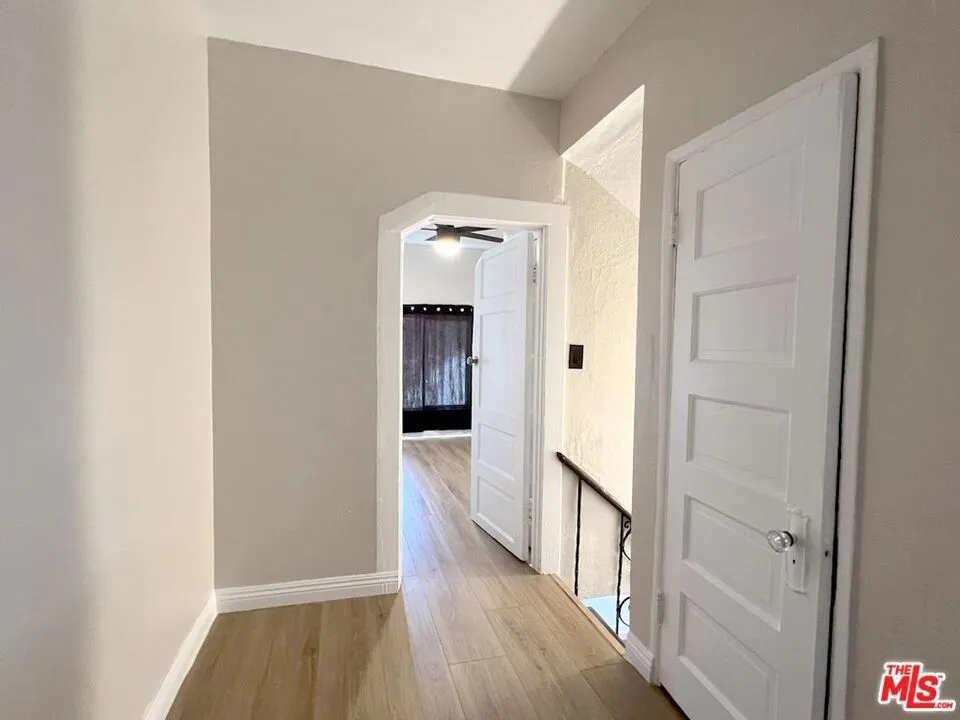 5325 2nd Avenue Los Angeles, CA 90043
