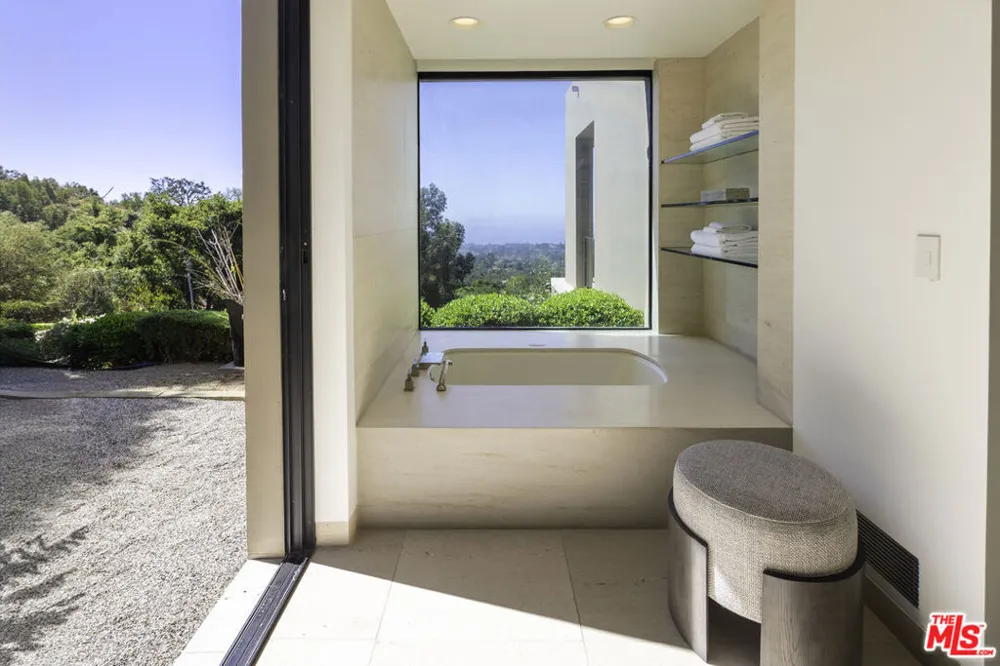 1130 E Mountain Drive Montecito, CA 93108