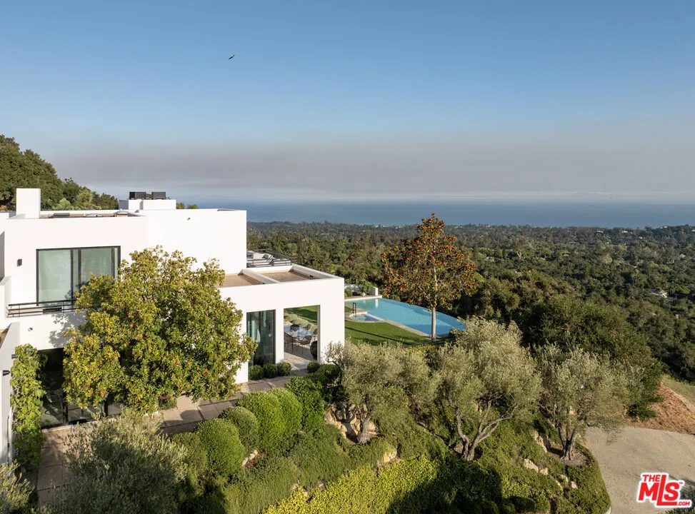 1130 E Mountain Drive Montecito, CA 93108