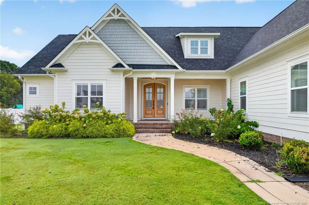 5832 Dottie Circle Hope Mills, NC 28348