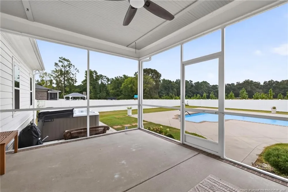 5832 Dottie Circle Hope Mills, NC 28348