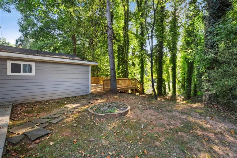 661 Sunfield Drive NW Lilburn, GA 30047