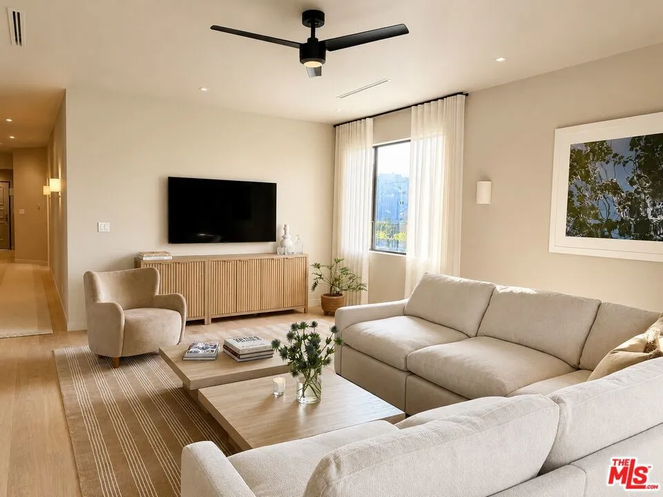 126 Croft Avenue #302 Los Angeles, CA 90048