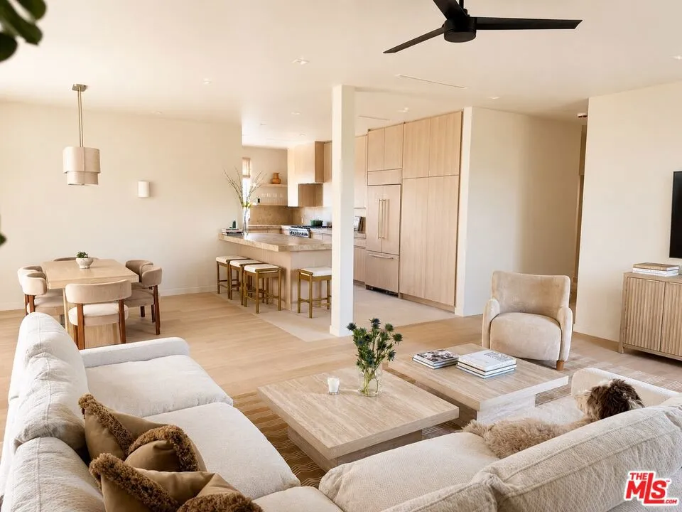 126 Croft Avenue #302 Los Angeles, CA 90048