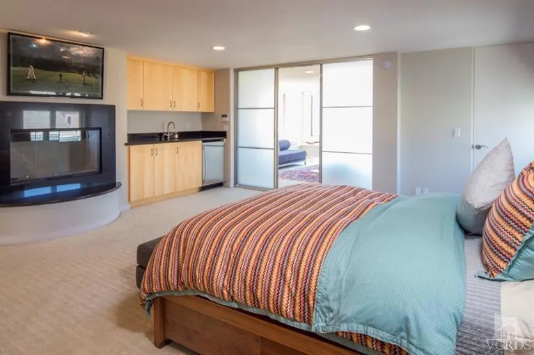 3302 Ocean Drive Drive Oxnard, CA 93035
