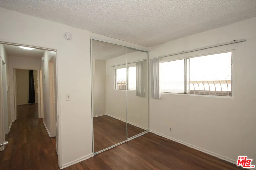 11521 Rochester Avenue #1 Los Angeles, CA 90025