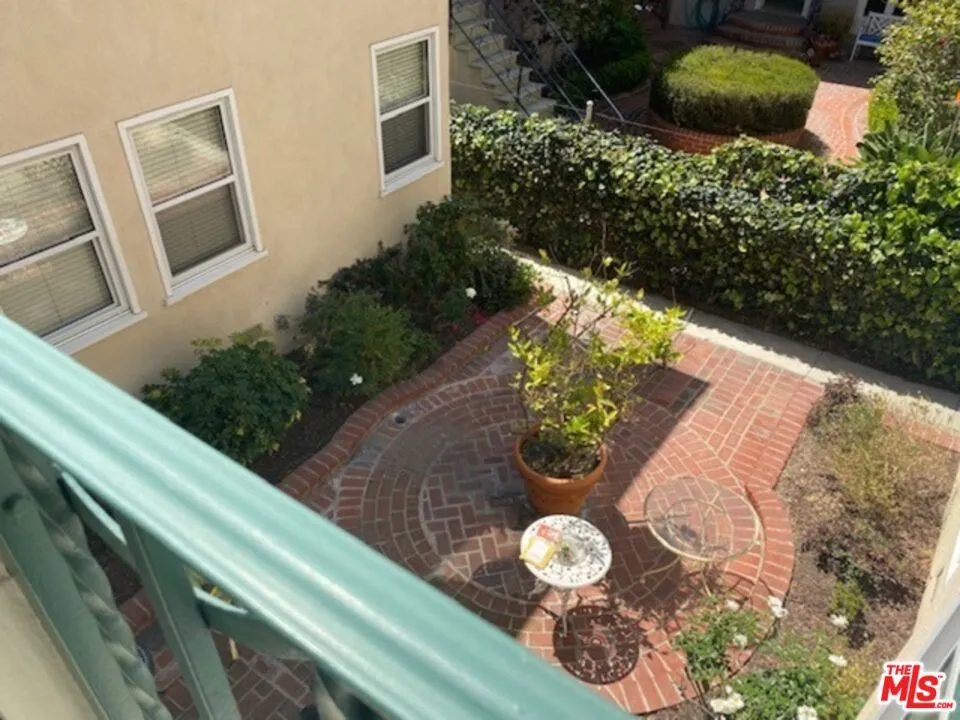 9609 W Olympic Boulevard #A Beverly Hills, CA 90212