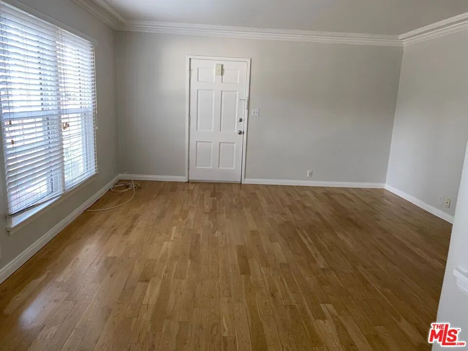 9609 W Olympic Boulevard #A Beverly Hills, CA 90212