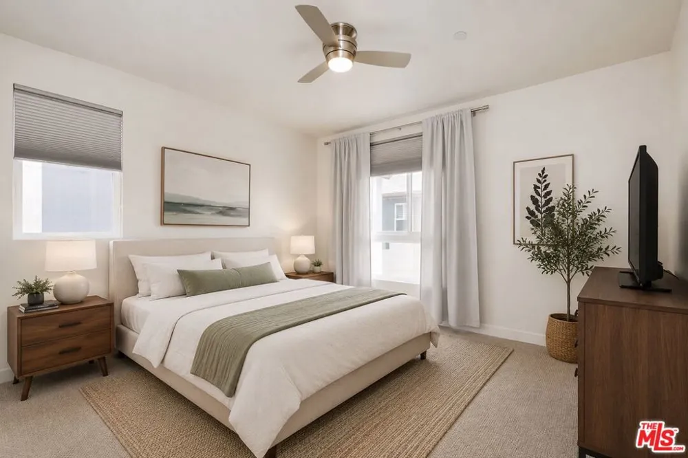 2581 Arvia Street #21 Los Angeles, CA 90065