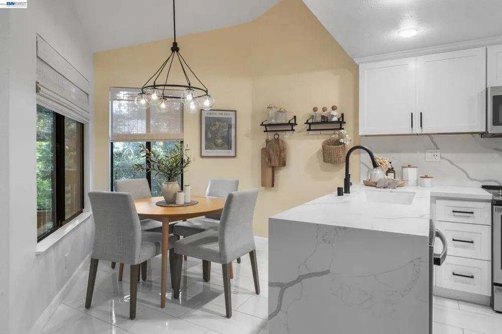 3318 Smoketree Commons Dr Pleasanton, CA 94566