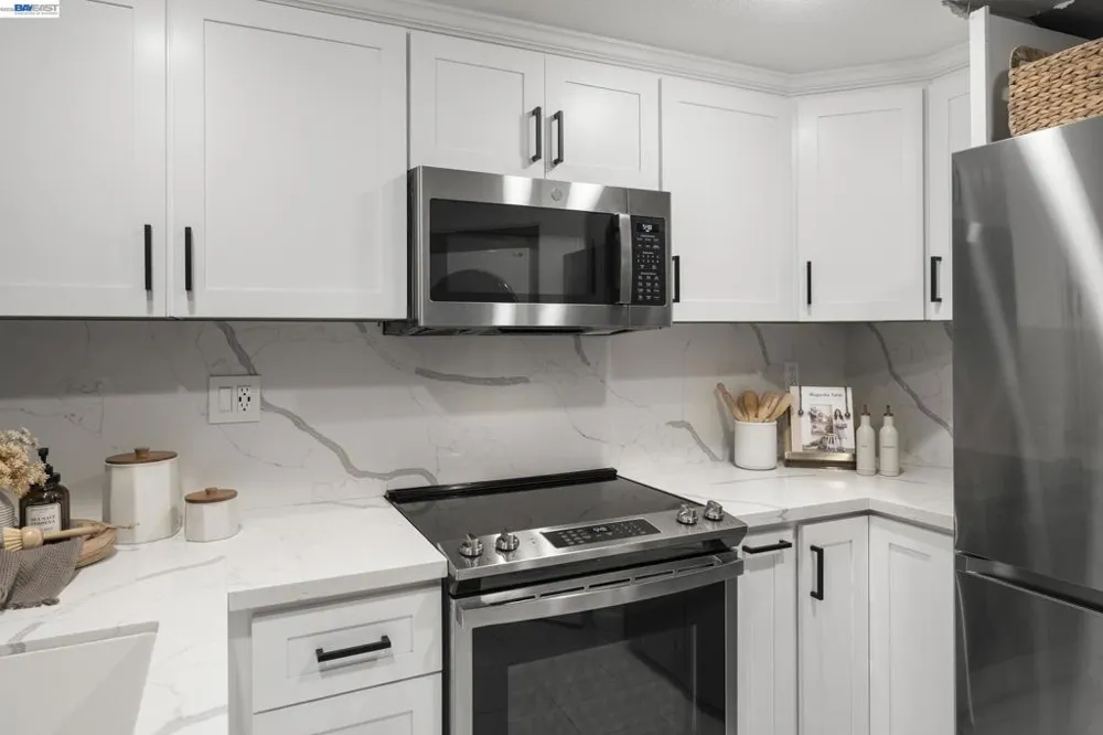 3318 Smoketree Commons Dr Pleasanton, CA 94566