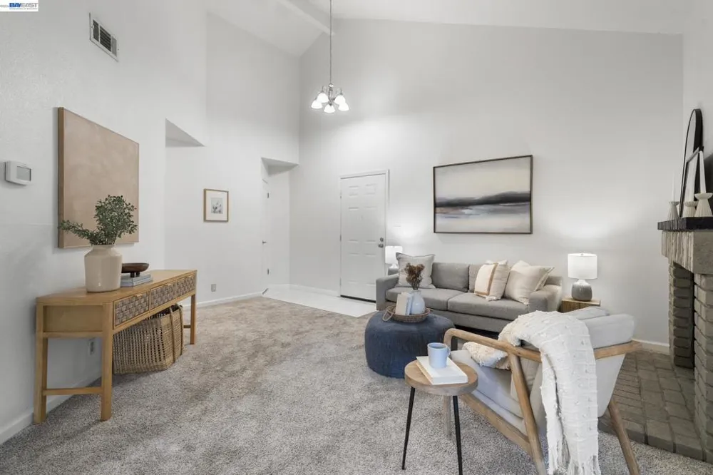 3318 Smoketree Commons Dr Pleasanton, CA 94566