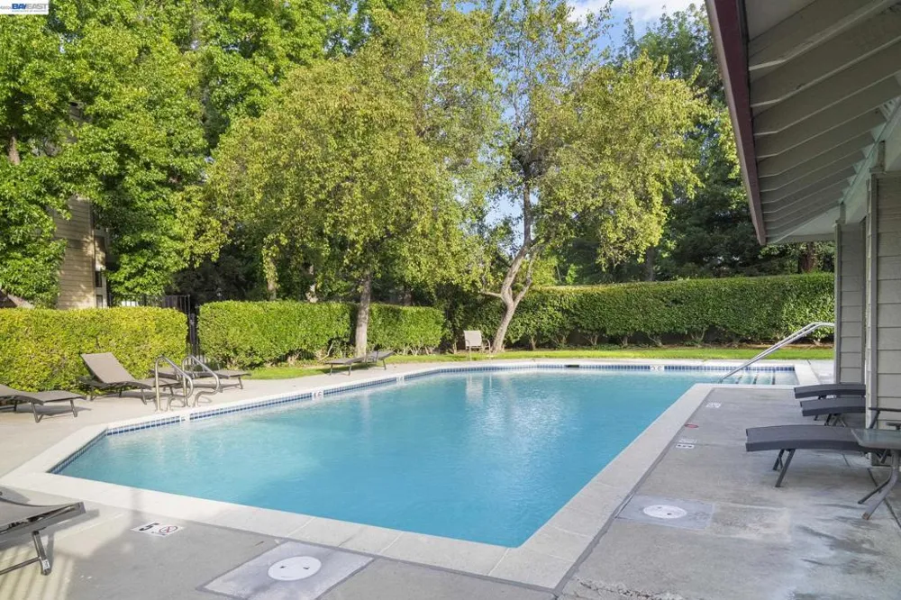 3318 Smoketree Commons Dr Pleasanton, CA 94566