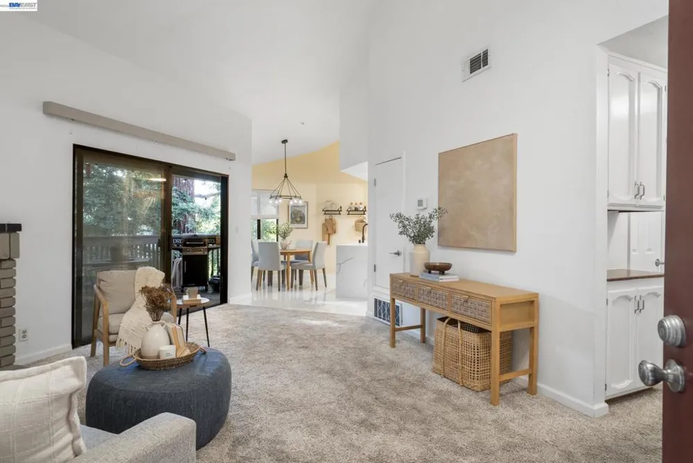 3318 Smoketree Commons Dr Pleasanton, CA 94566