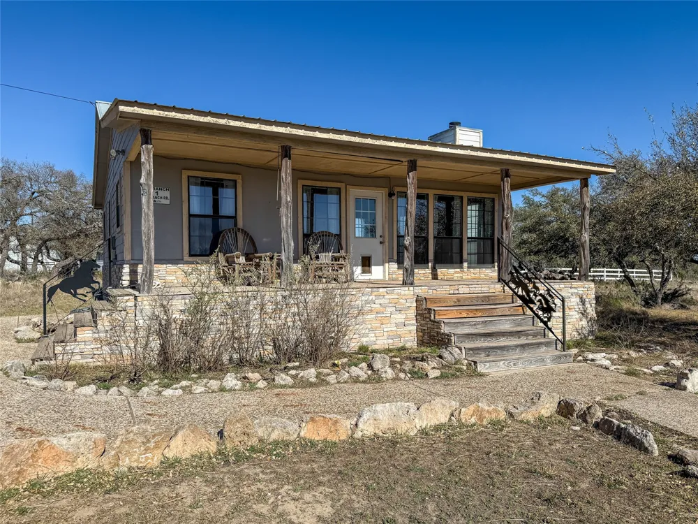190 Pvt Rd 3019 NW Mountain Home, TX 76849