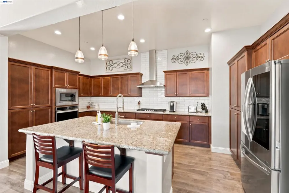20031 Genteel Dr Friant, CA 93626