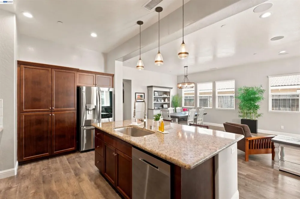 20031 Genteel Dr Friant, CA 93626