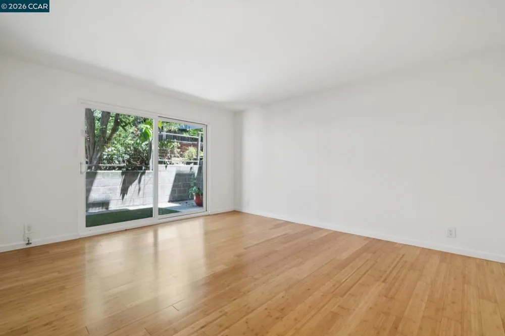 150 Pearl St #122 Oakland, CA 94611