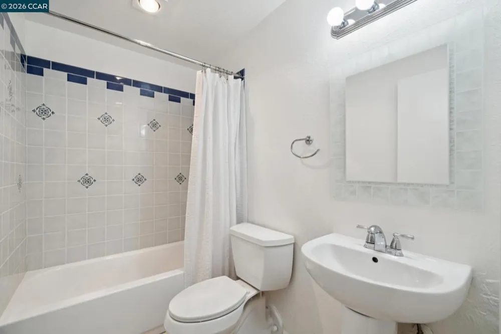 150 Pearl St #122 Oakland, CA 94611