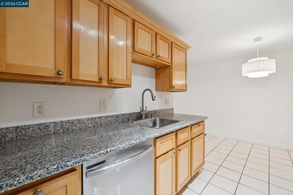 150 Pearl St #122 Oakland, CA 94611