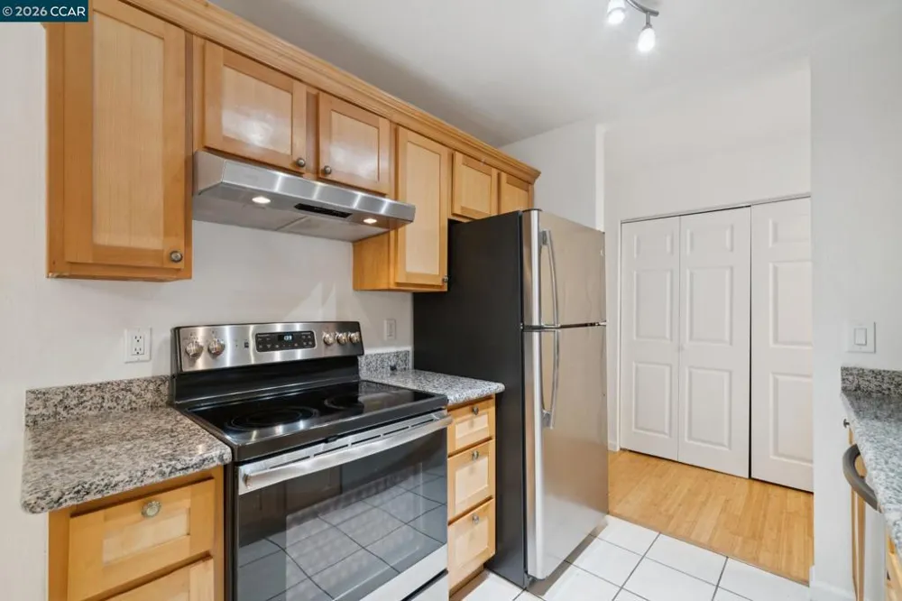 150 Pearl St #122 Oakland, CA 94611