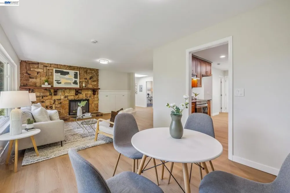 24818 Saint Luke Ct Hayward, CA 94541