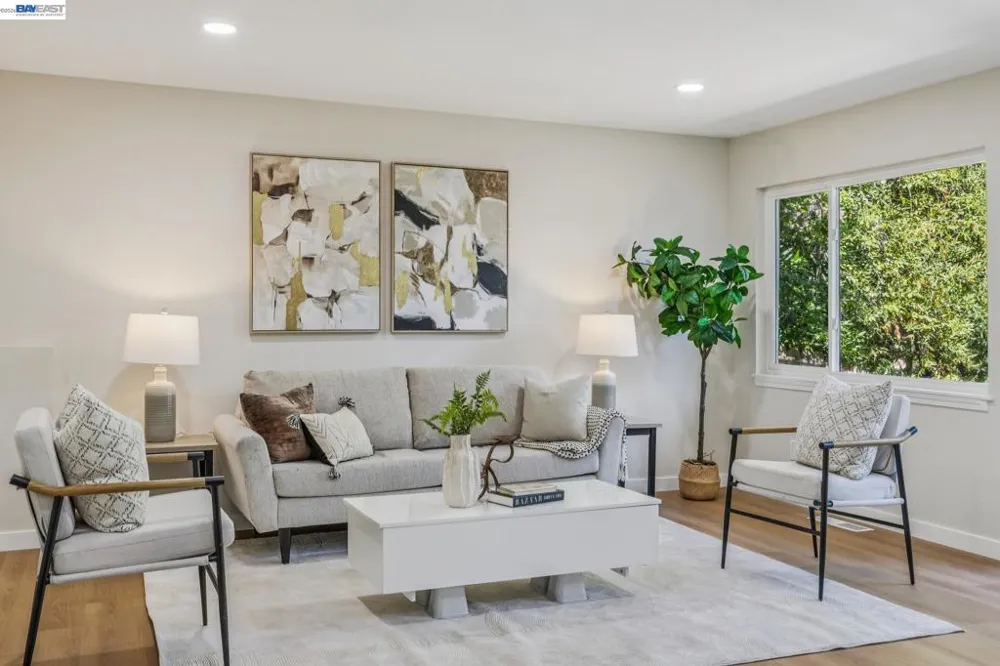 24818 Saint Luke Ct Hayward, CA 94541