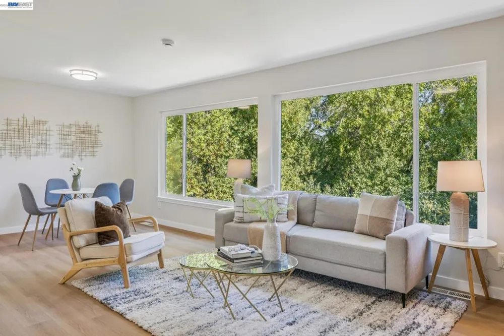 24818 Saint Luke Ct Hayward, CA 94541