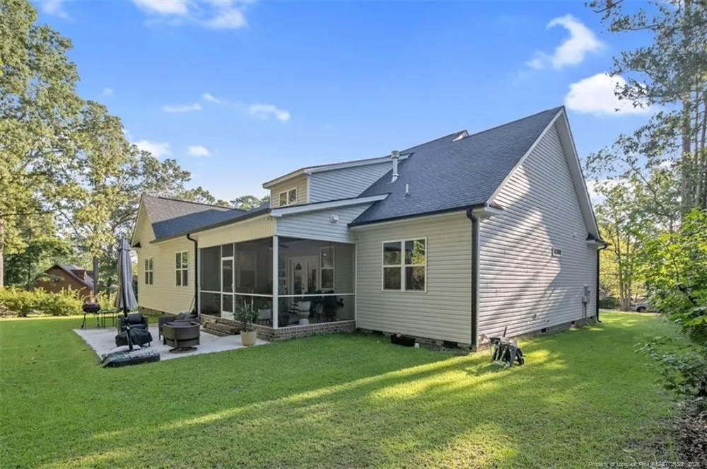 27 Lookout Point Sanford, NC 27332