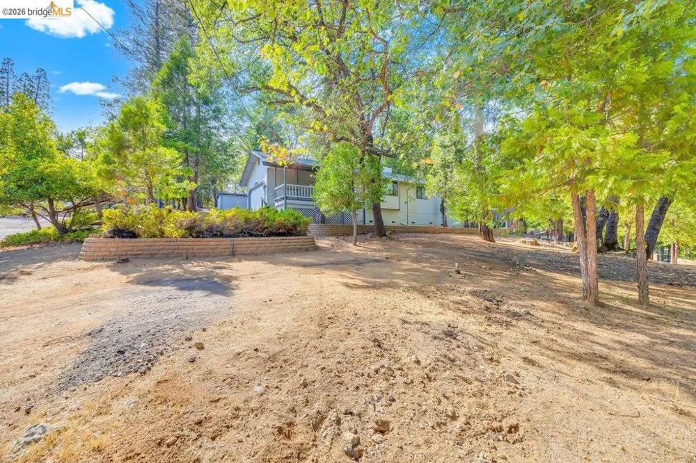 22554 Colorado River Dr. S Sonora, CA 95370