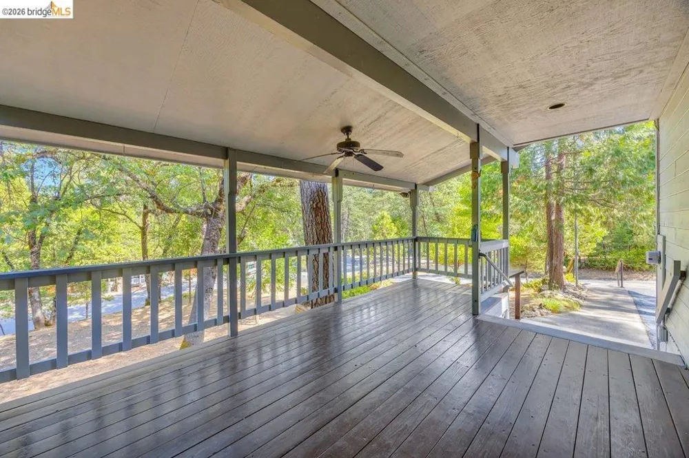 22554 Colorado River Dr. S Sonora, CA 95370