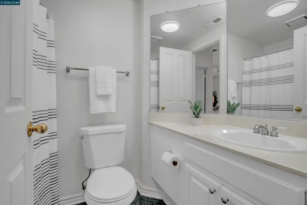 1932 Medicine Mountain Ct Antioch, CA 94531