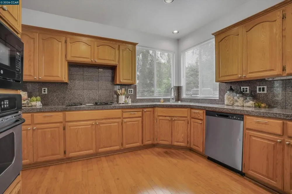 1932 Medicine Mountain Ct Antioch, CA 94531