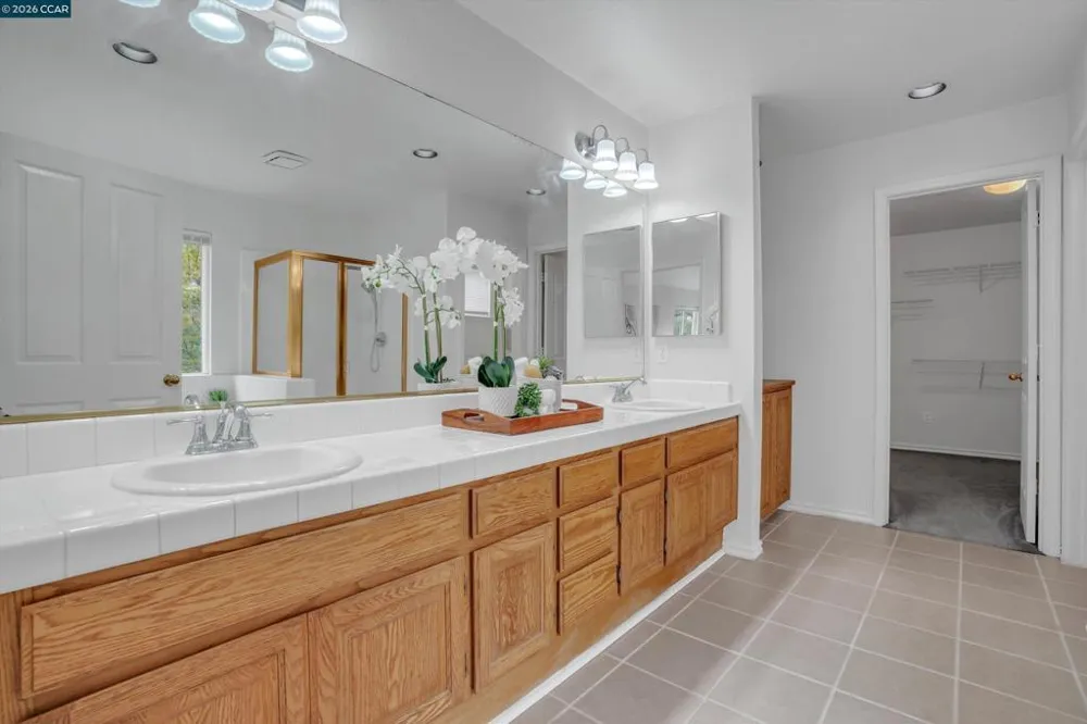 1932 Medicine Mountain Ct Antioch, CA 94531