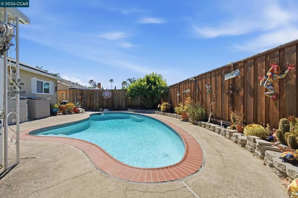 838 Cherokee Dr Livermore, CA 94551