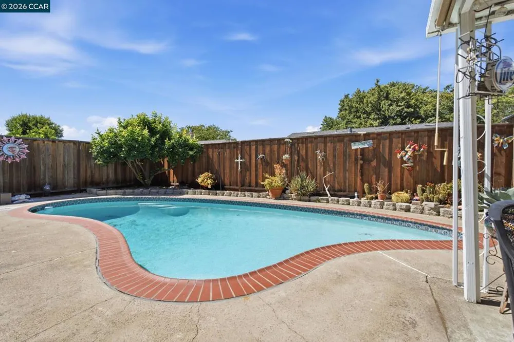 838 Cherokee Dr Livermore, CA 94551