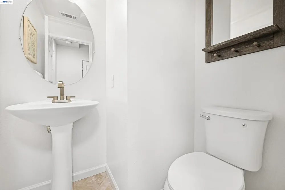 4551 Mangrove Dr #18 Dublin, CA 94568