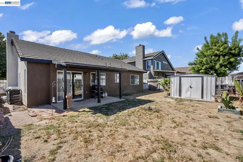 1324 Riverette Dr. Modesto, CA 95351