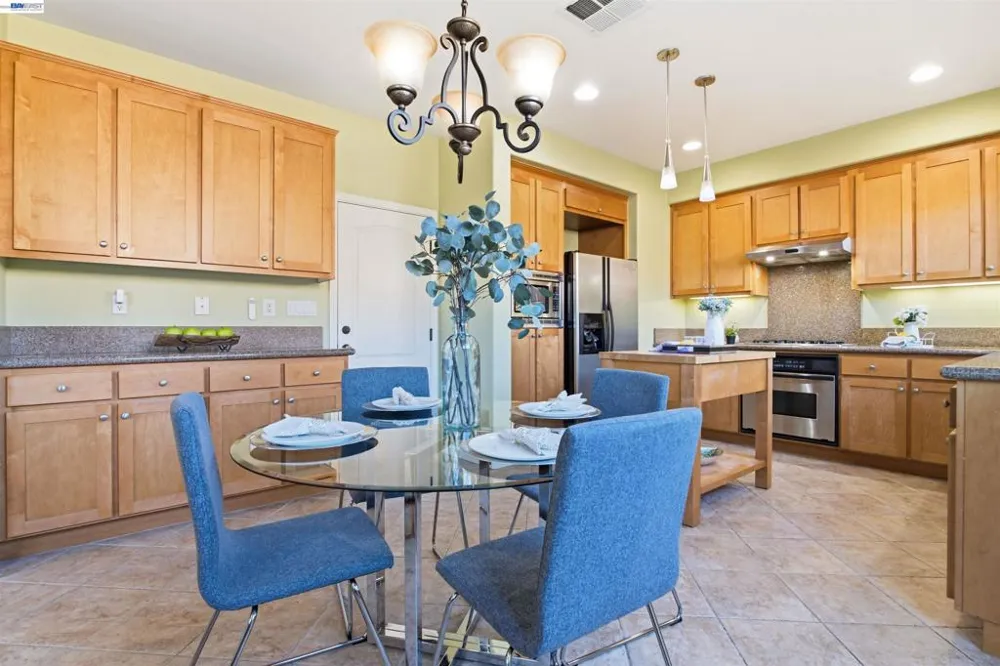 6010 Hillbrook Pl Dublin, CA 94568