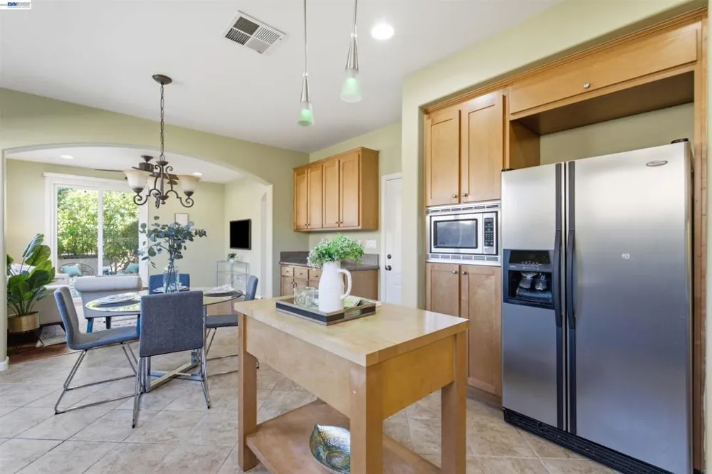 6010 Hillbrook Pl Dublin, CA 94568