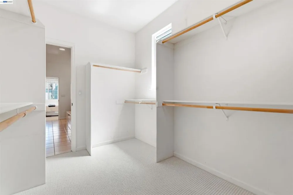 6010 Hillbrook Pl Dublin, CA 94568