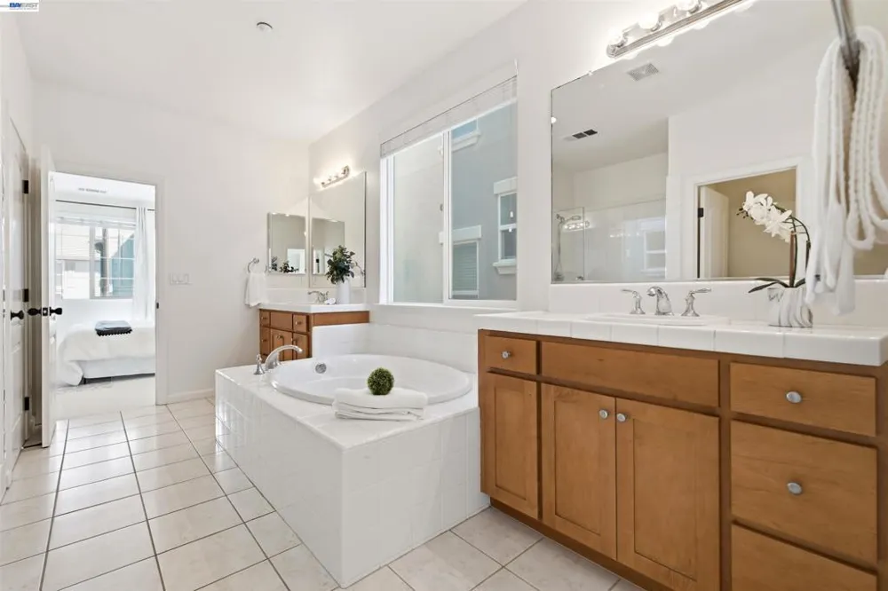 6010 Hillbrook Pl Dublin, CA 94568