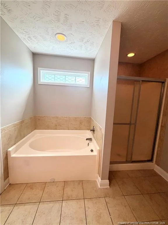 2110 Queen Elizabeth Lane Hope Mills, NC 28348
