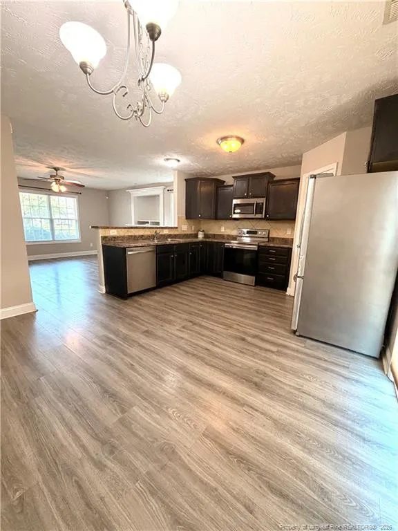 2110 Queen Elizabeth Lane Hope Mills, NC 28348