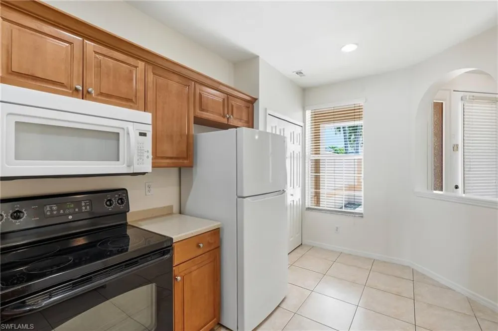 4327 Avian Avenue Fort Myers, FL 33916
