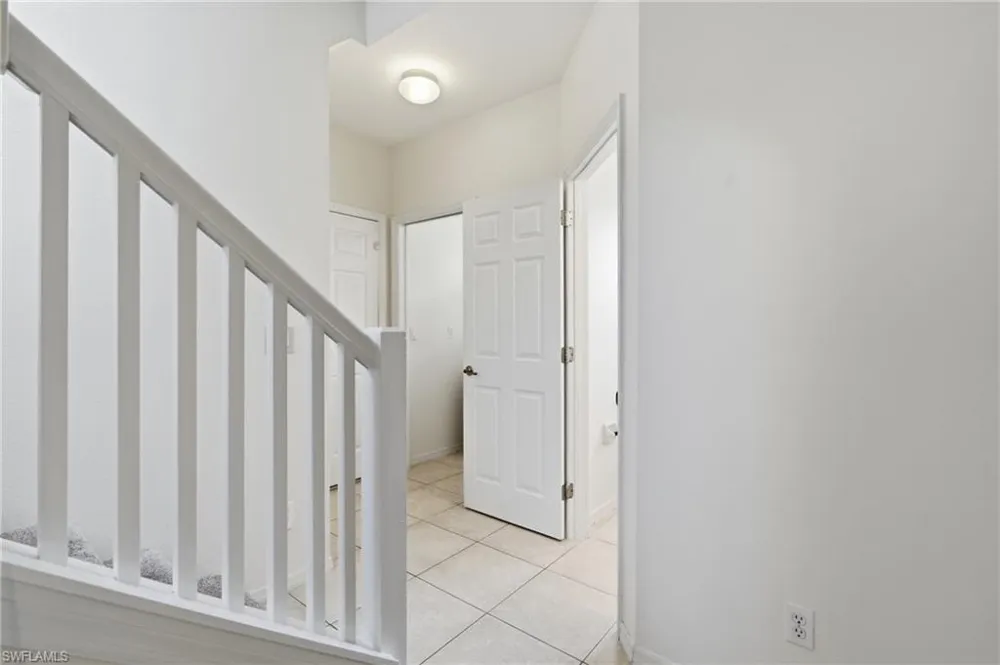 4327 Avian Avenue Fort Myers, FL 33916